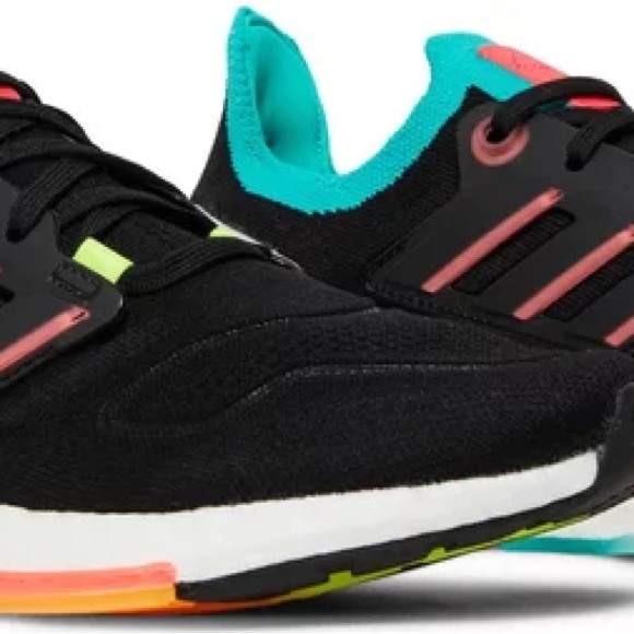 Adidas Women’s Ultraboost 22 Running Shoe in Black/Turbo/Mint Rush - Picture 4 of 15